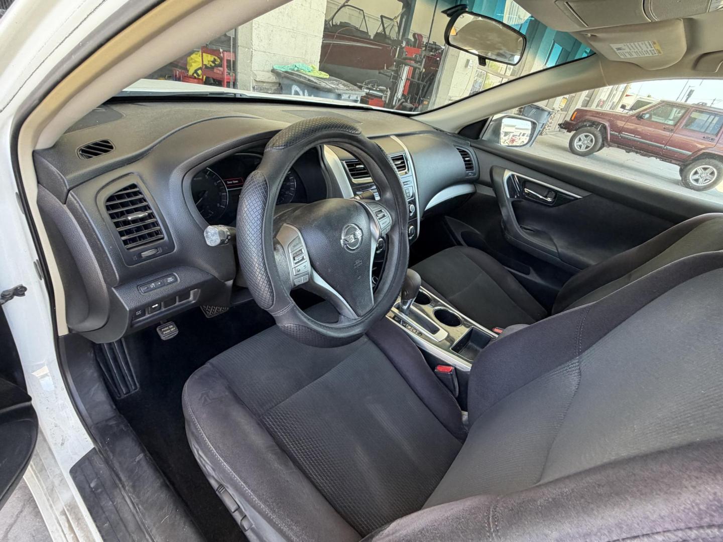 nissan altima sedan 2013 1N4AL3AP0DC222380 image nissan altima sedan 2013 1N4AL3AP0DC222380 image